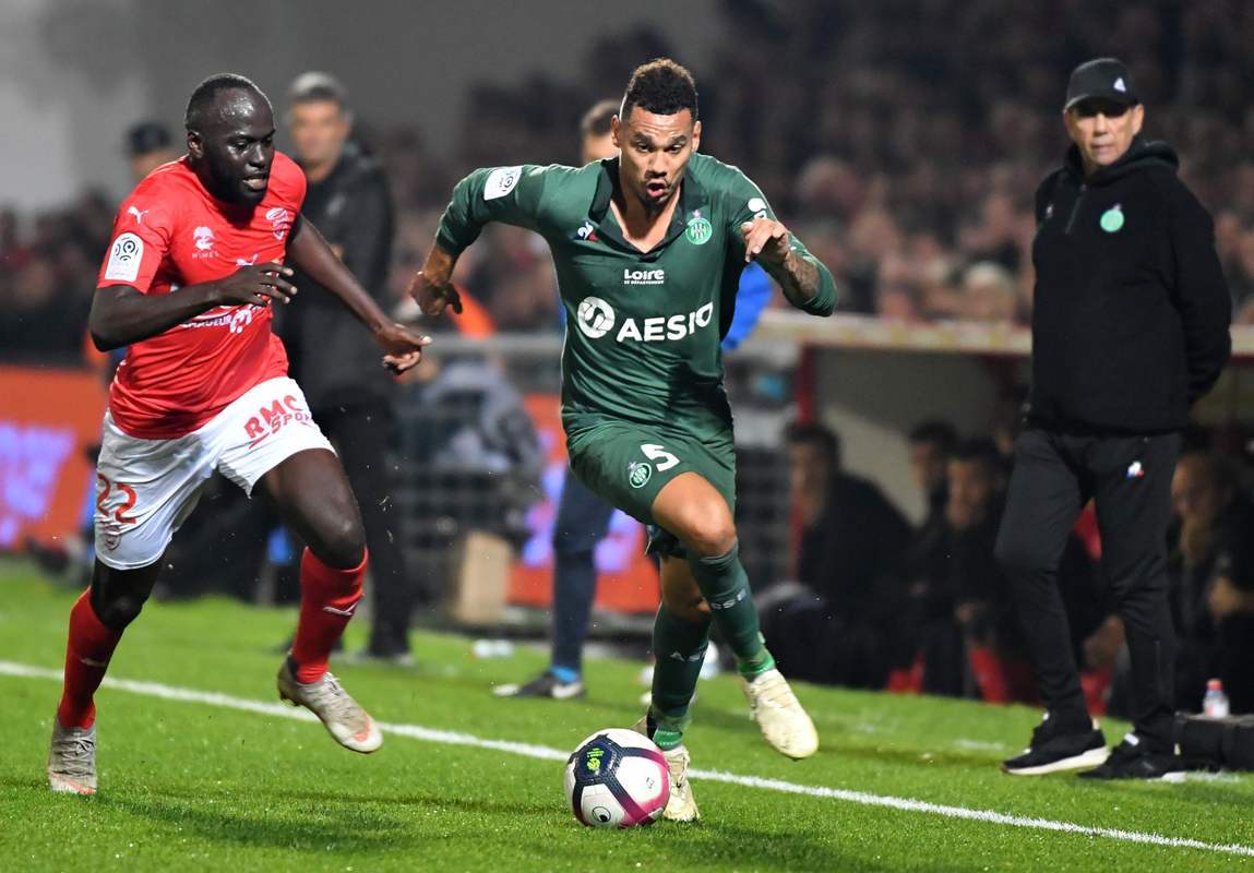 九游-国际比赛日法国杯焦点战；上海久事临场应变；目标明确；更衣室氛围转暖的简单介绍